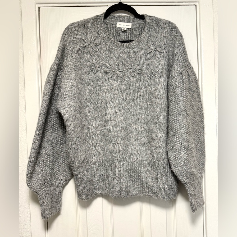 Free Assembly Cozy Gray Sweater with Floral Embroidery